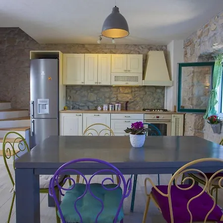 House Pirak A Holiday House In Makarska, Jacuzzi Makarska